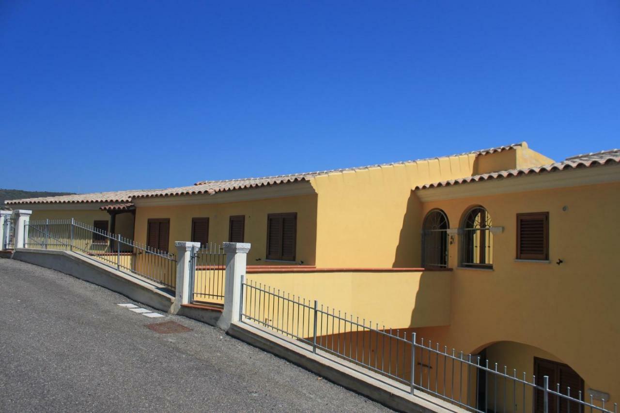 Seaview Apt Solita Budoni Villa Esterno foto