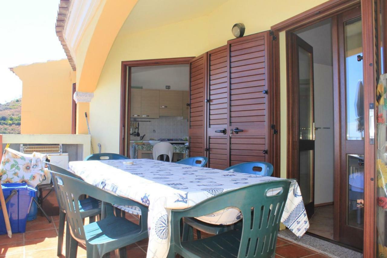 Seaview Apt Solita Budoni Villa Esterno foto